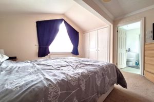 Bedroom - click for photo gallery